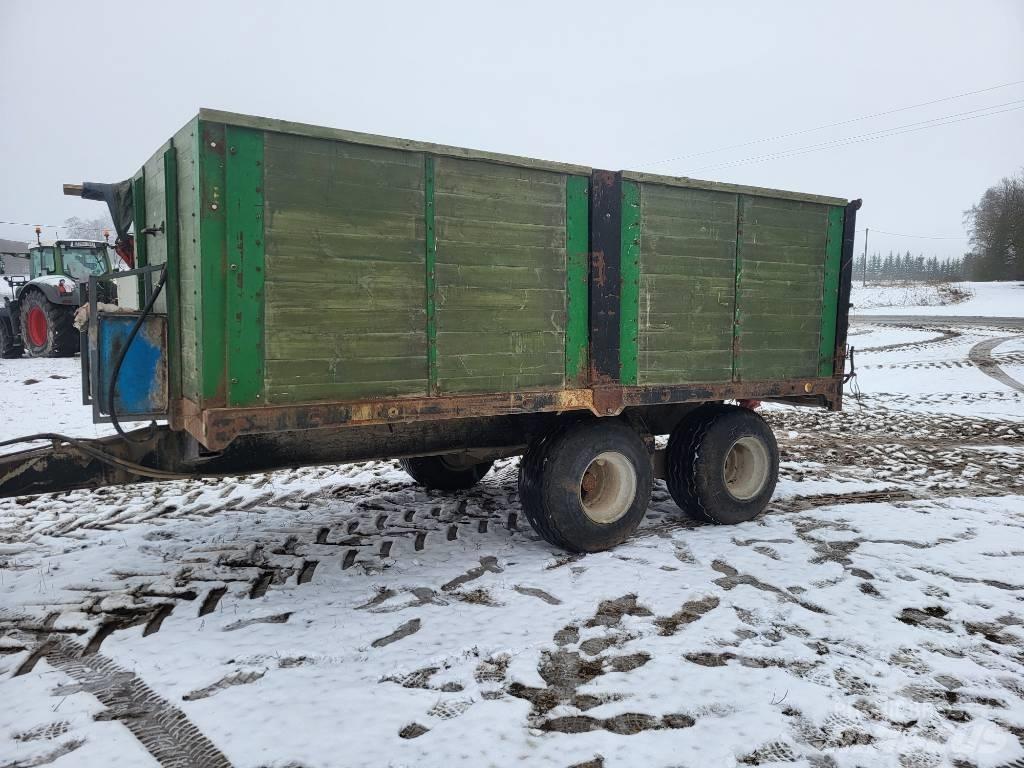 Palms 100 Other farming trailers