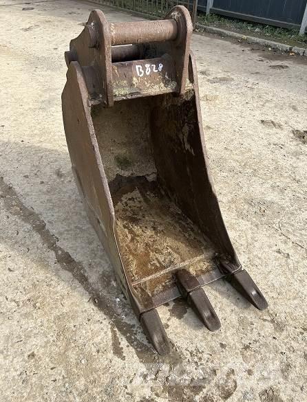 2' BUCKET, 80mm PINS Buckets