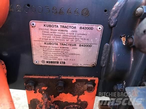 Kubota B4200 TLB's