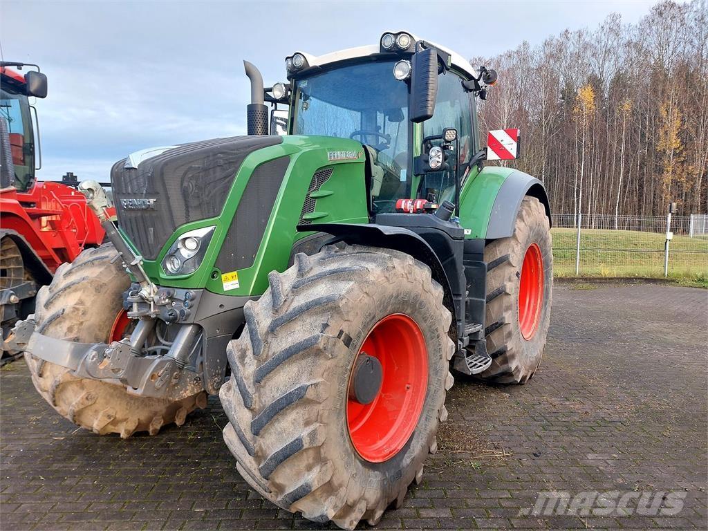Fendt 824 Vario Tractors