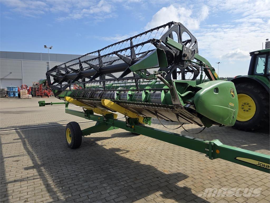 John Deere T660 Combine harvesters
