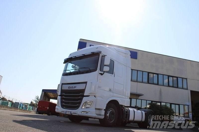 DAF XF 460 FT 24DT Truck Tractor Units