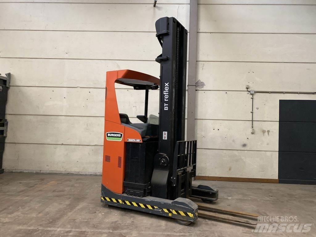 BT RRE140 Reach truck