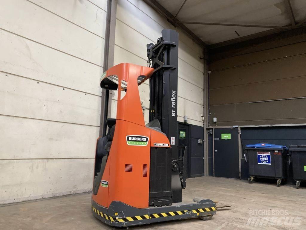 BT RRE140 Reach truck