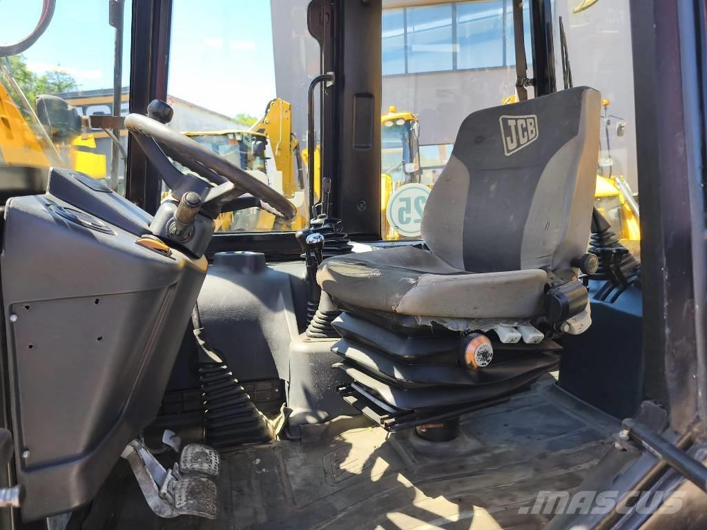 JCB 2 CX TLB's