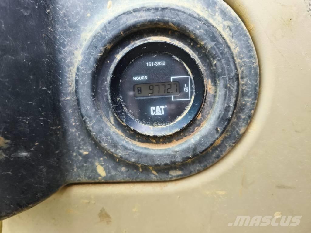 CAT 318 C Crawler excavators