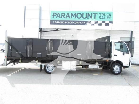 Hino 195 Flatbed/Dropside trucks