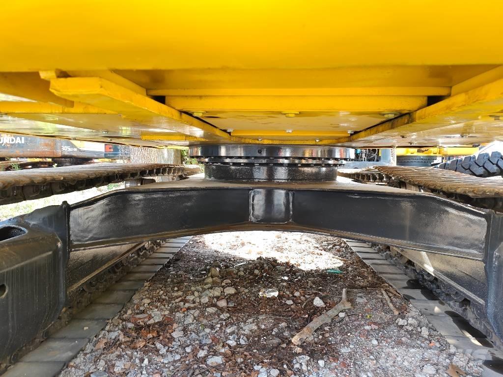 Komatsu PC 130 Crawler excavators