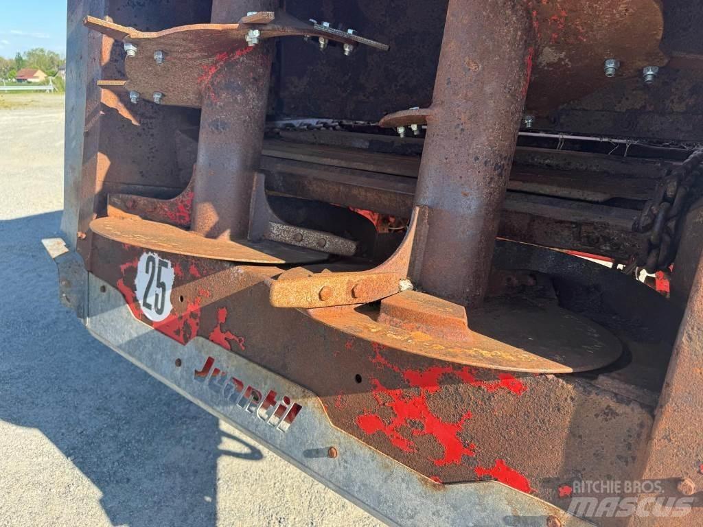 Jeantil EVR 13-10 Manure spreaders