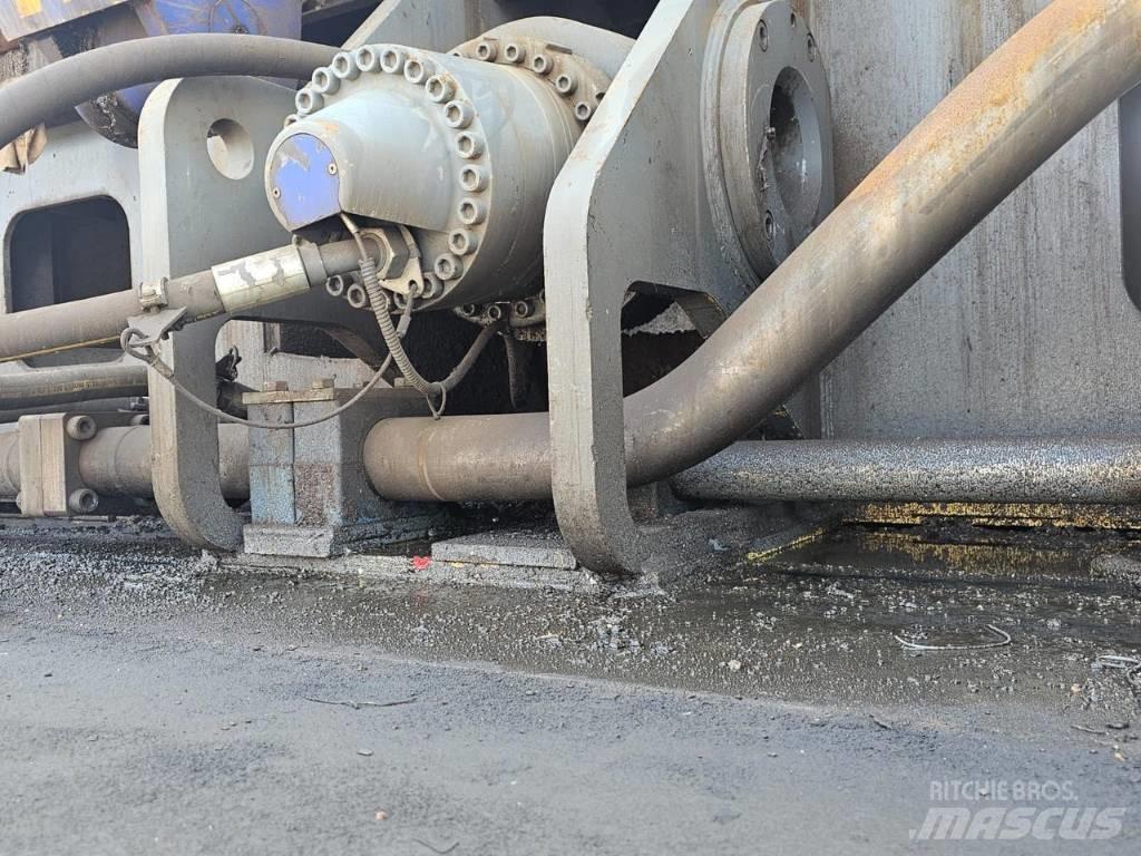 Lefort 850 Industrial balers