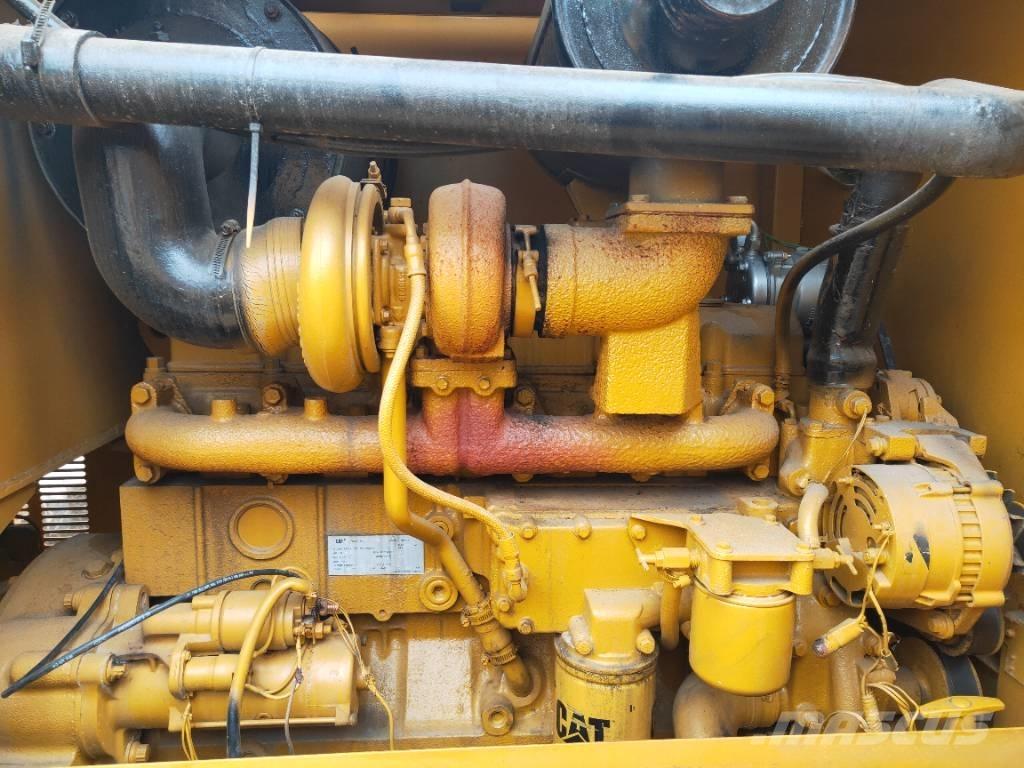 CAT 140K Graders