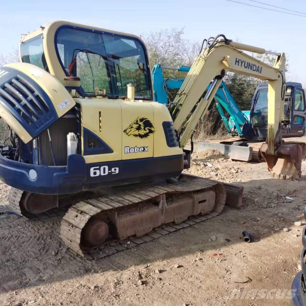 Hyundai R60-9 Mini excavators < 7t