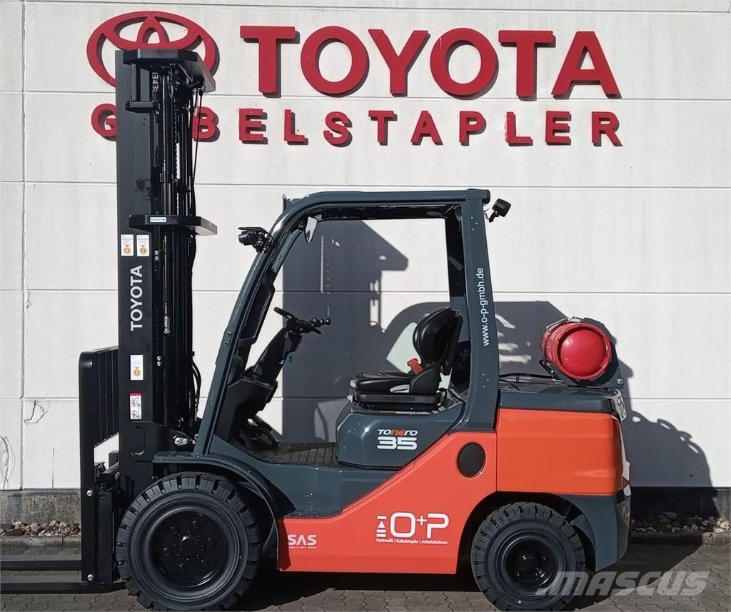Toyota 02-8FGJF35 LPG trucks
