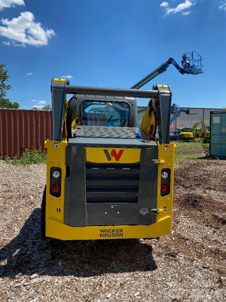 Wacker Neuson SW21 Skid steer loaders