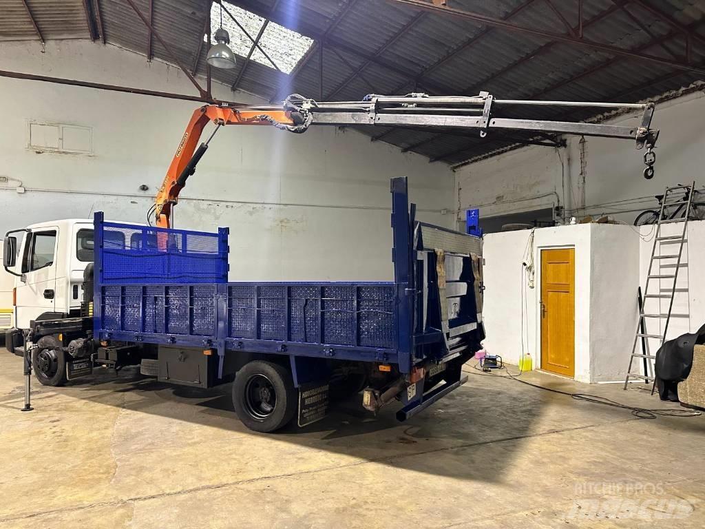 Nissan ATLEON 140 Flatbed/Dropside trucks