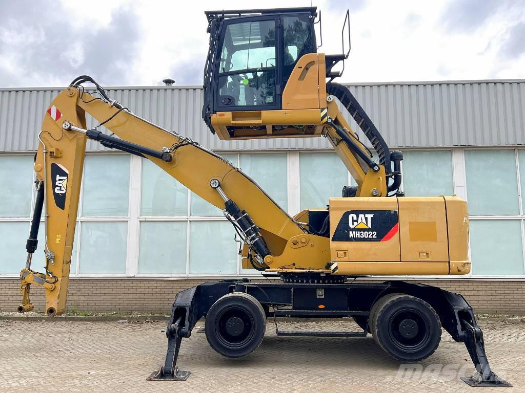 CAT MH3022  2015   CE Waste / industry handlers