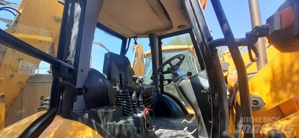 JCB 3 CX SM 4 T TLB's