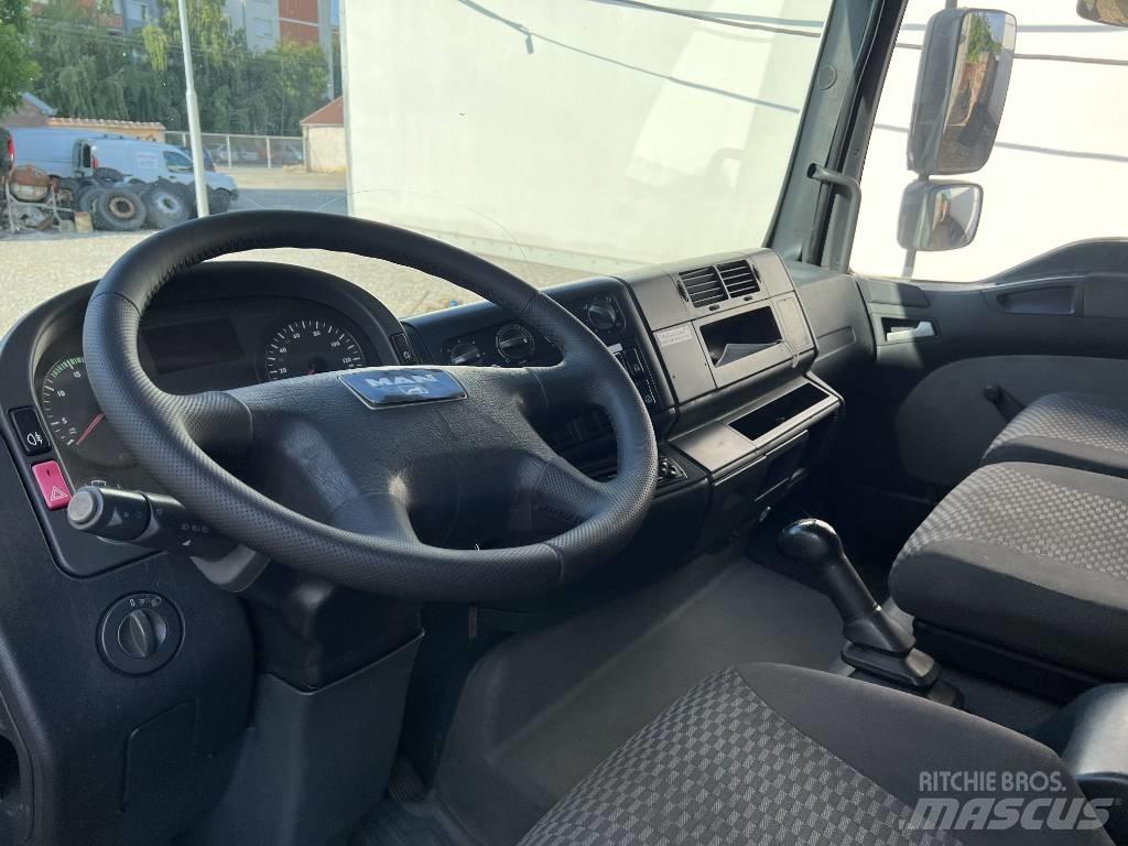 MAN TGL 8.180 Tautliner/curtainside trucks
