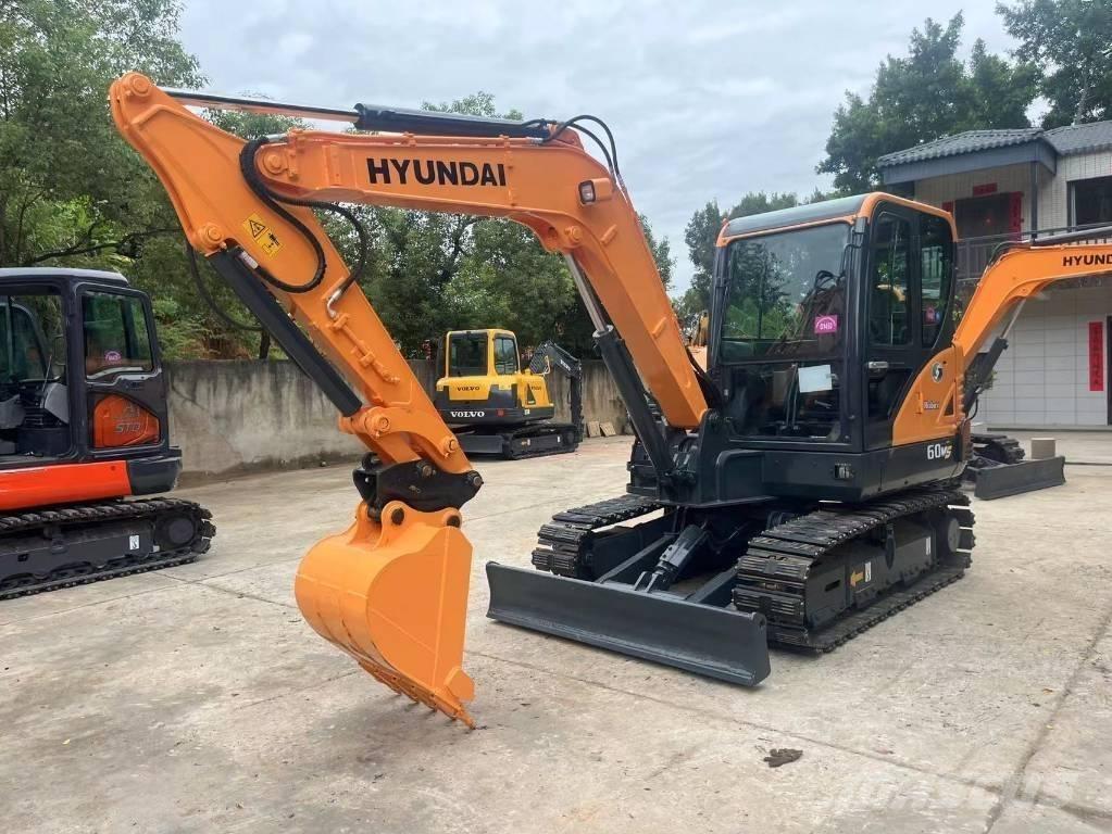 Hyundai 60vs Mini excavators < 7t
