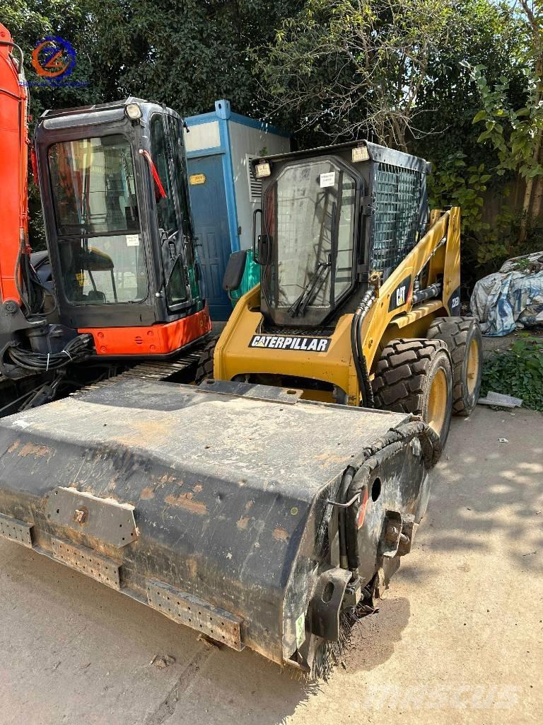 CAT 226 B Skid steer loaders