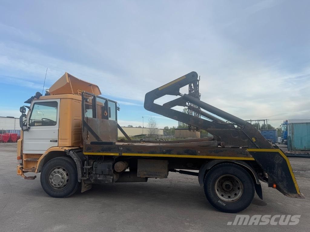 Scania P 82 H Skip loader trucks