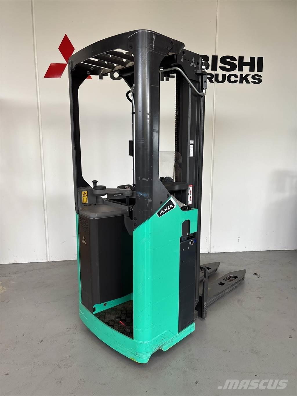 Mitsubishi SBR20N2 Self propelled stackers