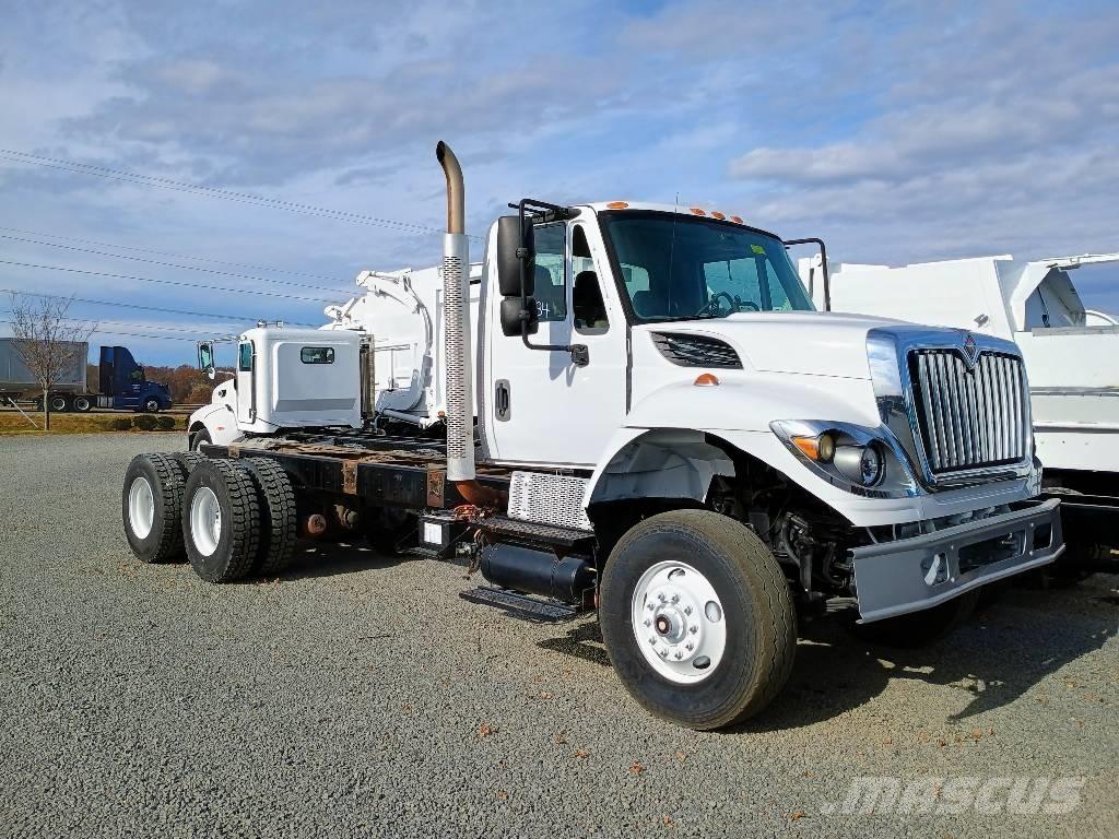 International 7400 Chassis Cab trucks