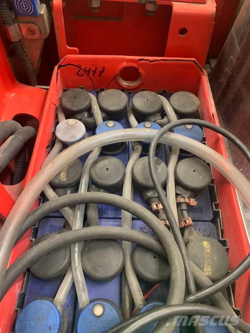 Linde L14I Self propelled stackers