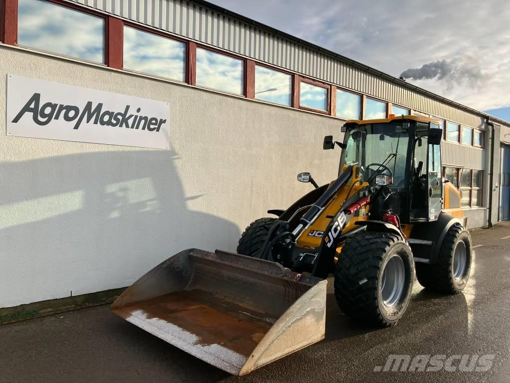 JCB 409 STAGE V - AGRI Mini loaders