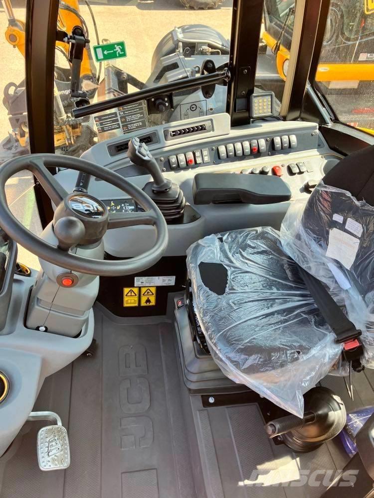 JCB 409 STAGE V - AGRI Mini loaders