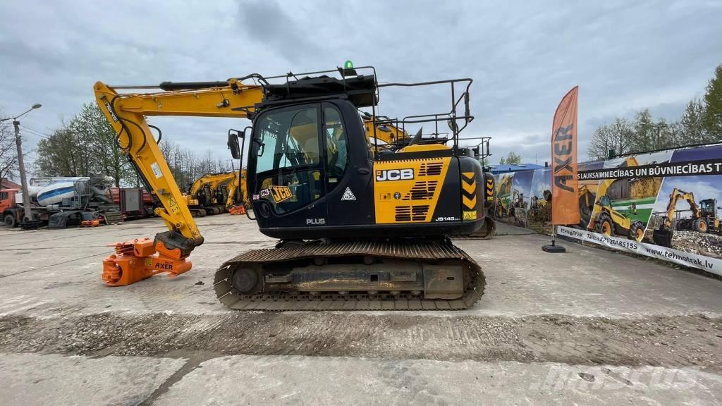 JCB JS 145 LC Crawler excavators