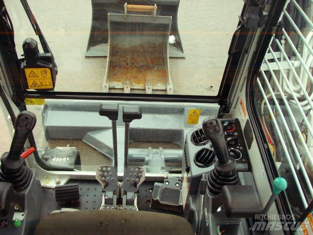 Takeuchi TB153FR Mini excavators < 7t