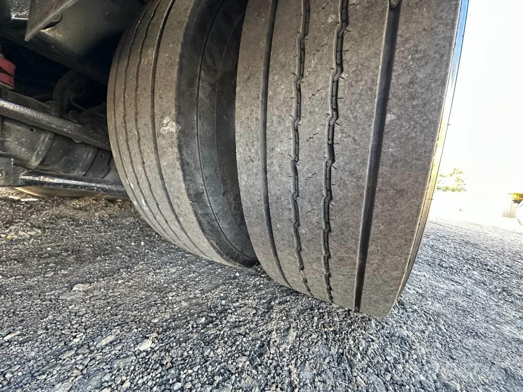 Freightliner M2 Emergency vehicles