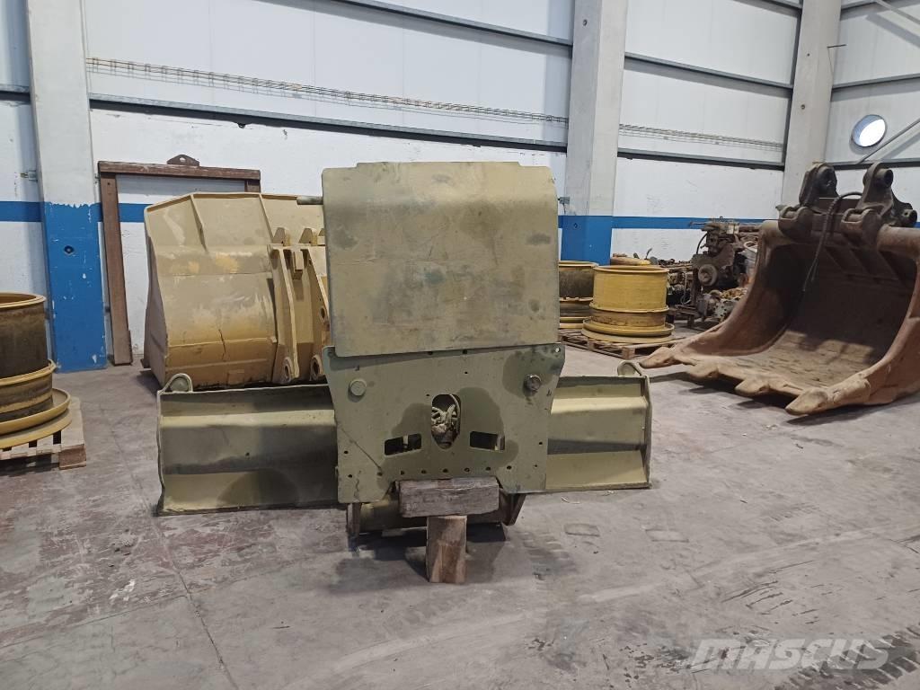 Volvo EW 180 D Blades