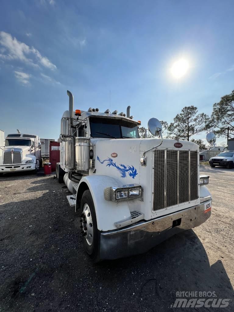 Peterbilt 378 Truck Tractor Units