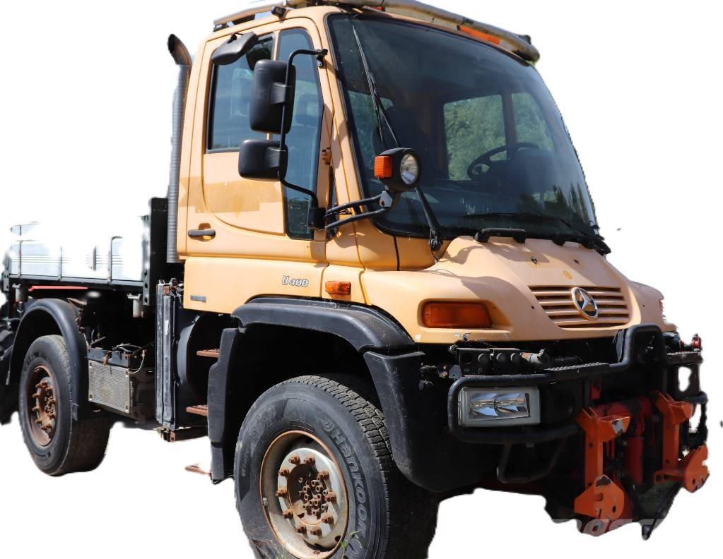 Unimog U400 Flatbed/Dropside trucks