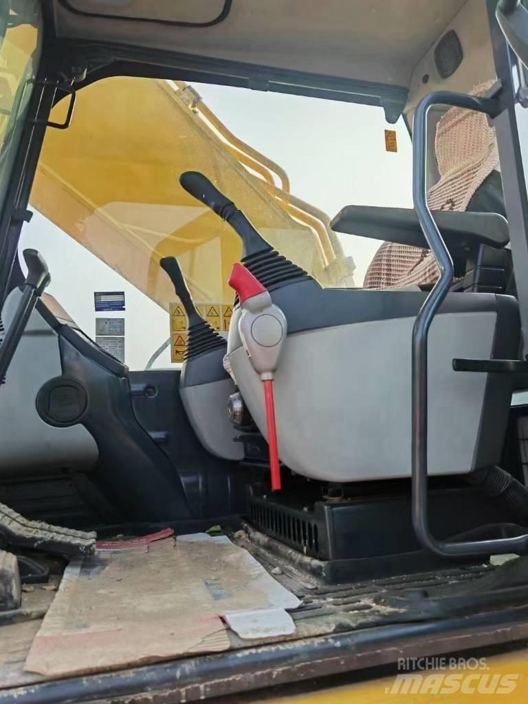 Komatsu 400-8R Crawler excavators