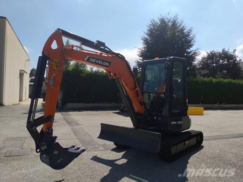Develon DX 35 Z-7 Mini excavators < 7t