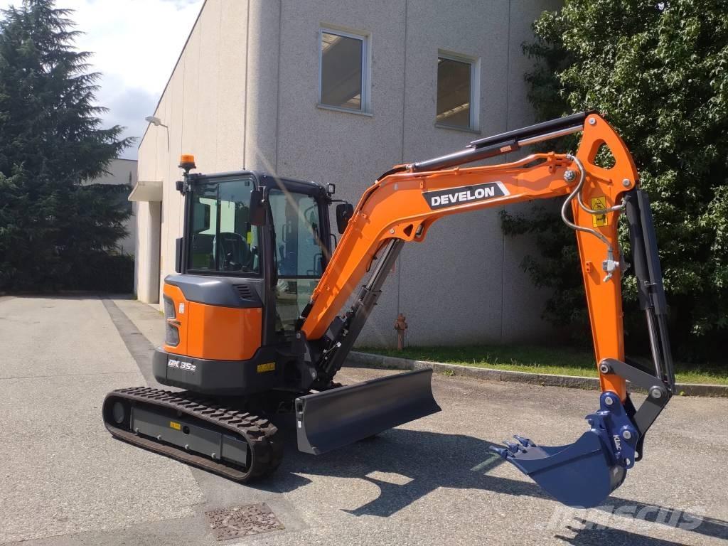 Develon DX 35 Z-7 Mini excavators < 7t