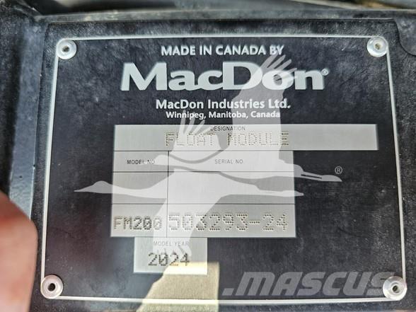 MAC DON FD250 Combine harvester heads