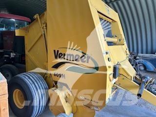 Vermeer 605M Round balers