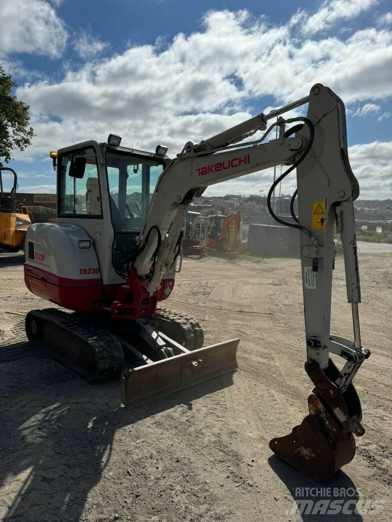 Takeuchi TB 230 Mini excavators < 7t