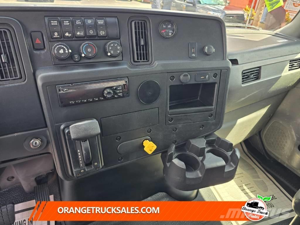 International MV607 Flatbed/Dropside trucks