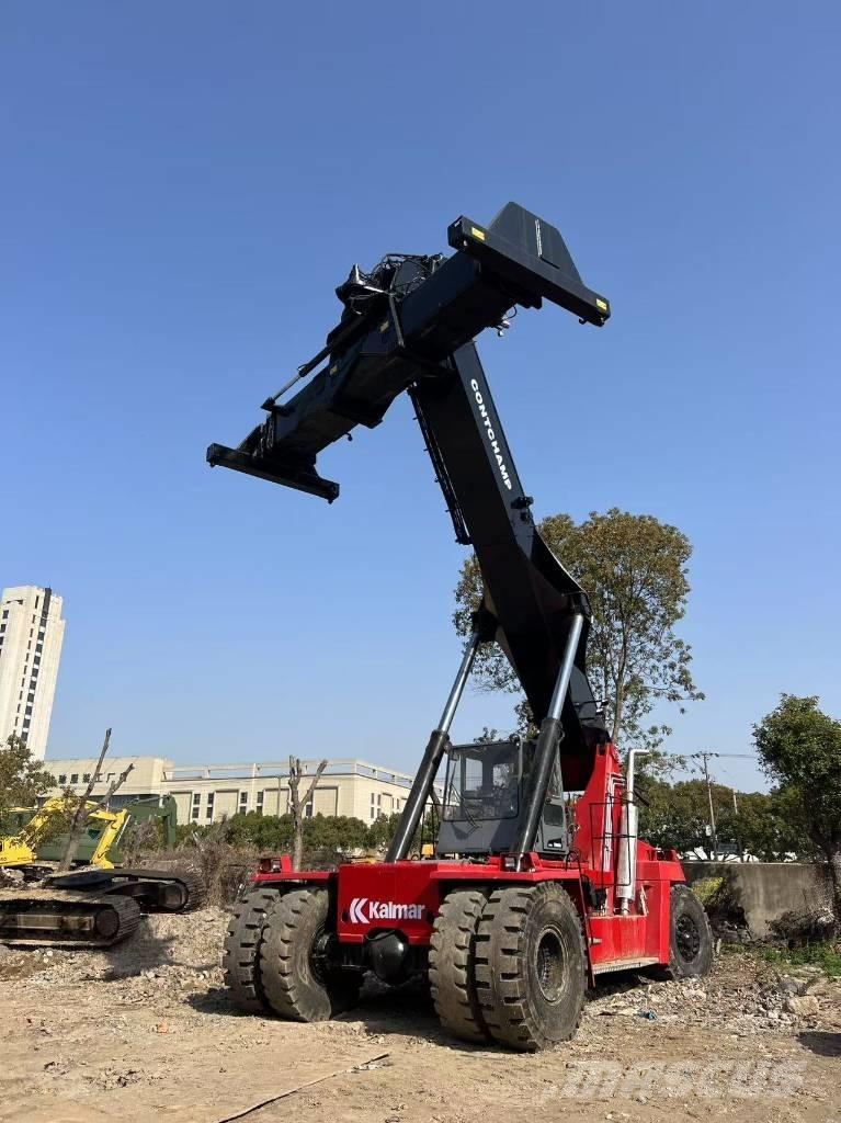 Kalmar DRT 450 Reachstackers