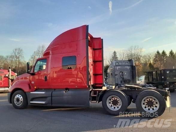 International LT Truck Tractor Units