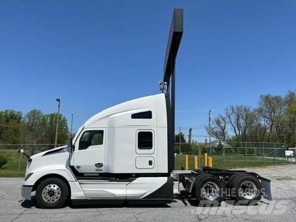 Kenworth T680 Truck Tractor Units