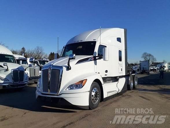 Kenworth T680 Truck Tractor Units