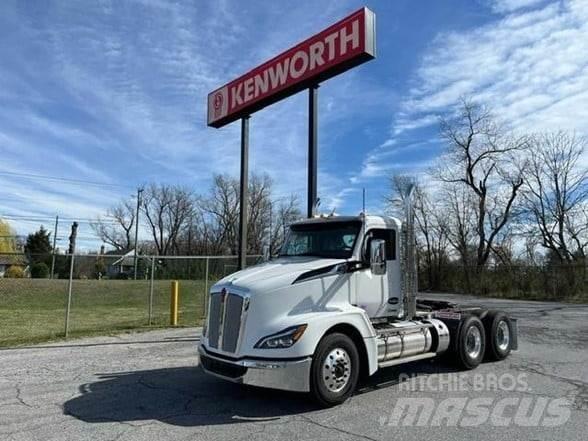 Kenworth T680 Truck Tractor Units