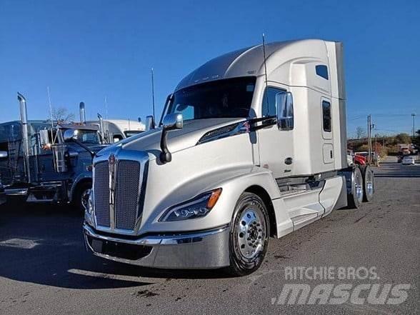 Kenworth T680 Truck Tractor Units