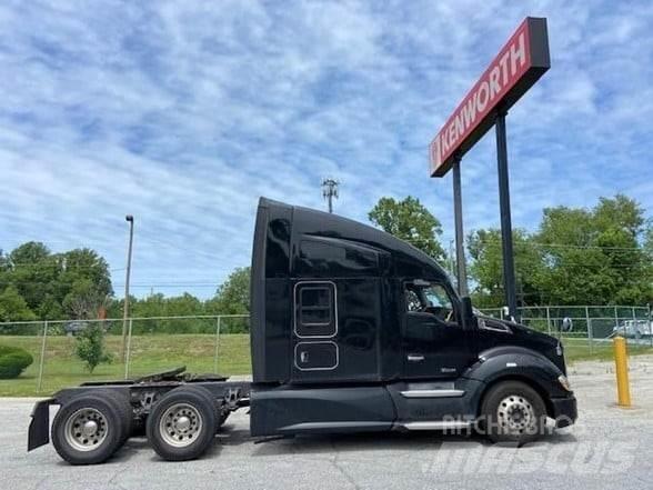 Kenworth T680 Truck Tractor Units